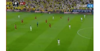 Siuuu! Cristiano Ronaldo ghi hai bàn và Victory 4-1 dẫn trước