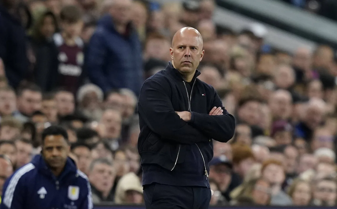 Phóng viên theo dõi đội bóng: Bất chấp tin đồn lan truyền bên ngoài, lập trường của Liverpool về Slott vẫn không thay đổi