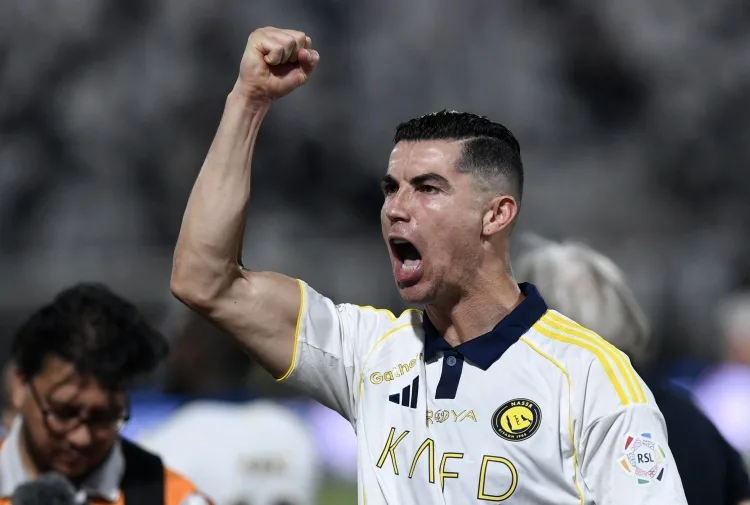 🏆Cuối cùng giành chức vô địch! Cristiano Ronaldo lần đầu tiên vô địch giải VĐQG Ả Rập Saudi và giành chức vô địch lớn đầu tiên sau 3 năm rưỡi kể từ khi gia nhập.