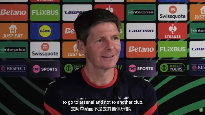 Glasner: Chúc mừng Arsenal và chúc mừng Eze nữa, việc anh đến Pháo thủ thay vì đội khác là quyết định đúng đắn