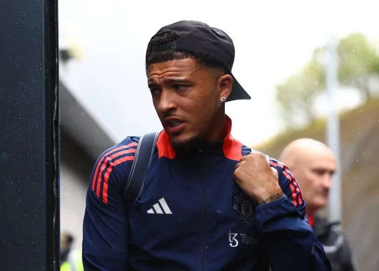 Manchester United dự kiến sẽ không tổ chức lễ chia tay Sancho và Villa cũng không có ý định mua đứt anh trong năm nay