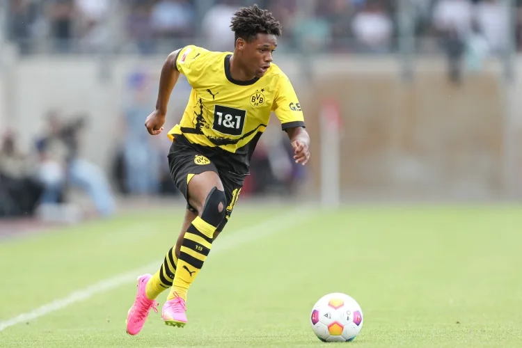 Bild: Duranville sẽ rời Dortmund, các CLB Pháp bày tỏ sự quan tâm