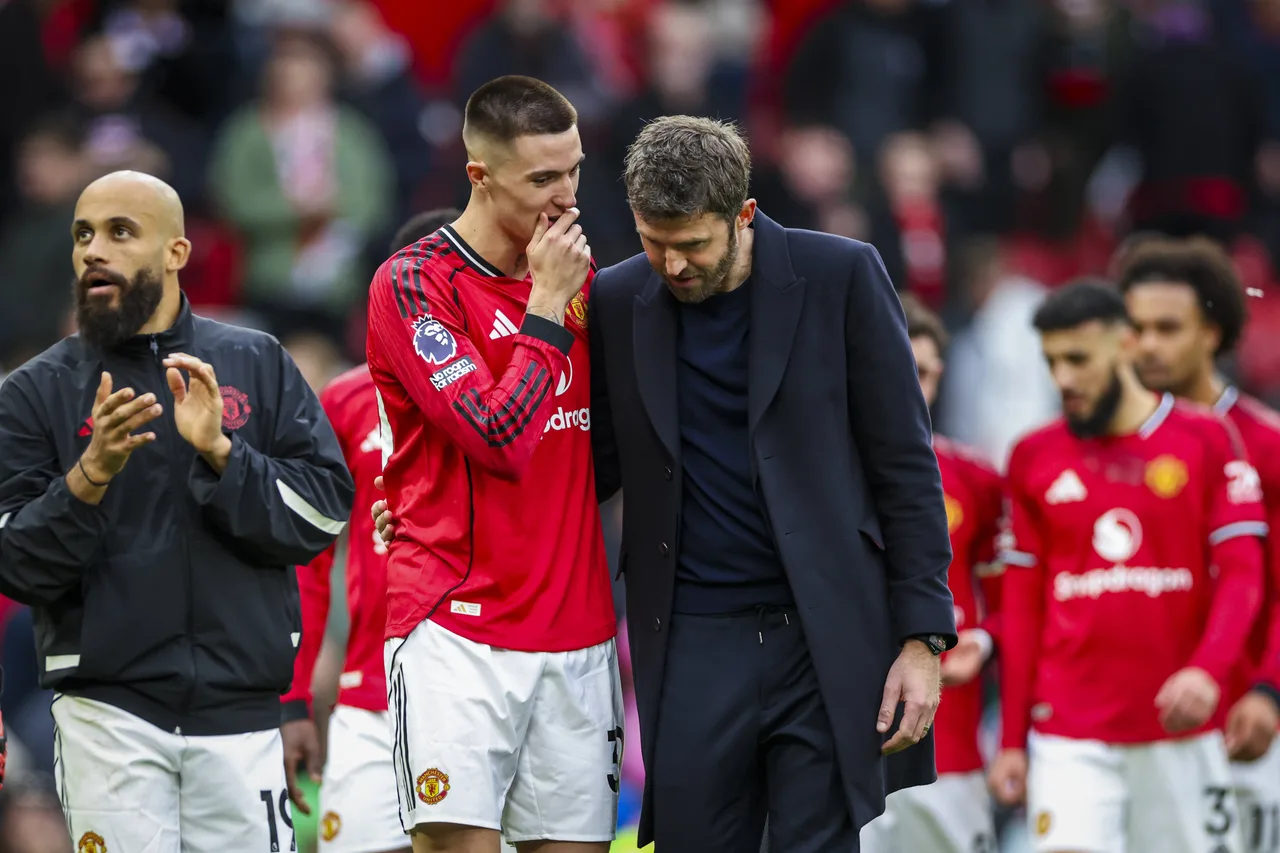 Wes Brown: Sheshko rụt rè trước Amorim nhưng Carrick khiến anh tự tin hơn