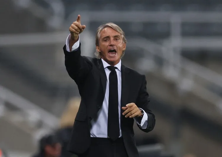 Mancini: Lại dẫn dắt tuyển Ý? Chúng ta đừng nói về điều này. Guardiola đã giành được nhiều danh hiệu tại Man City.