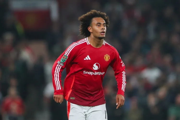 Mbemo: Cầu thủ bị đánh giá thấp nhất ở Man United là Zirkzee, anh ấy có kỹ năng chơi chân tốt