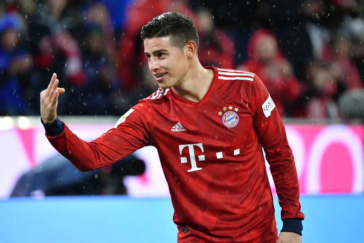 Bị chặn lại! James Rodriguez nhớ lại việc gia nhập Bayern: Tôi định đến Man United, nhưng Ancelotti nói với tôi rằng tôi phải đến Bayern.