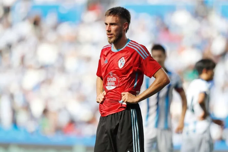 Mọi người: Minguesa sắp rời Celta Vigo theo dạng tự do, Barcelona bỏ lỡ cơ hội chia hai lượt 50%