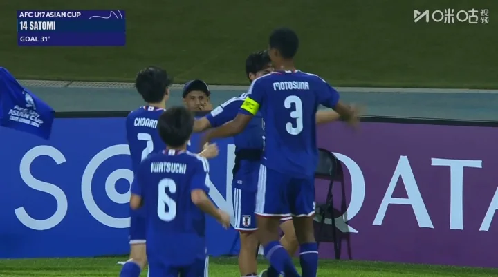 U17 Đội tuyển bóng đá nam đã tụt lại phía sau Nhật Bản ở phút ZXFACT1QXZ. ZXFACT0QXZ đứng sau Nhật Bản. Satomi Taifuku ghi bàn bằng cú sút uy lực từ góc nhỏ. (0-1) (31) (0) (1)
