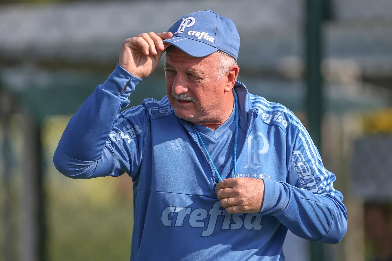 Scolari: Argentina vô địch như thế nào? Mọi người chạy xung quanh Messi, anh ấy có thể ghi bàn nếu có bóng