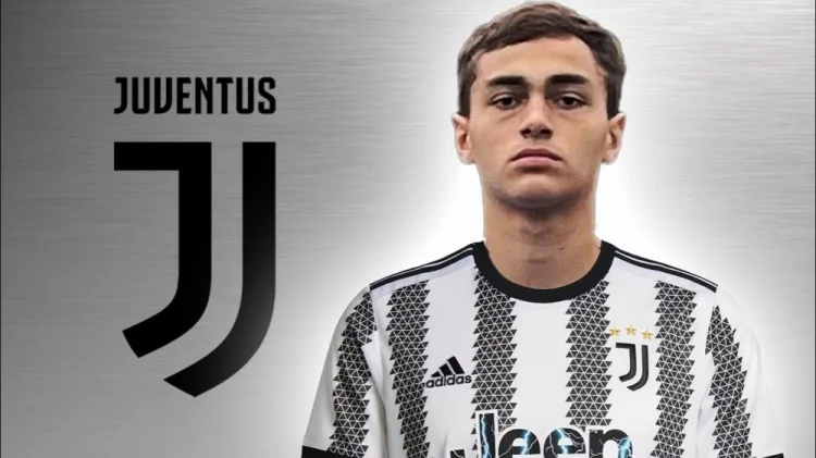 Schilla: Một số CLB Tây Ban Nha quan tâm tới trung vệ 19 tuổi Montero của Juventus