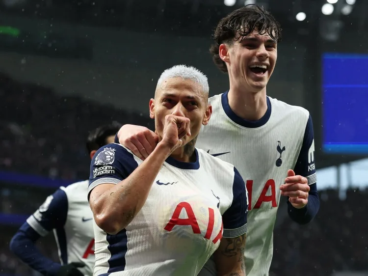 +0.7, Tottenham là đội duy nhất ở Premier League mùa này có số bàn thắng thực tế ghi được cao hơn số bàn thắng dự kiến.