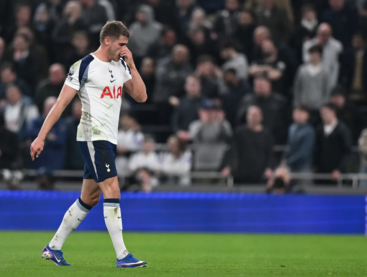 Van der Ven: Cuộc chiến trụ hạng của Tottenham ở vòng cuối là không thể chấp nhận được và sẽ không bao giờ xảy ra nữa trong tương lai