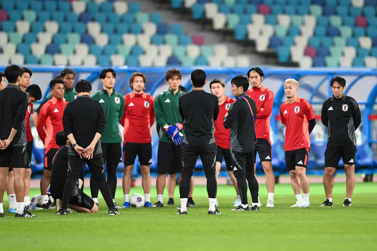 Đội tuyển Nhật Bản hôm nay bắt đầu buổi tập đầu tiên để chuẩn bị cho World Cup, với 10 cầu thủ đến từ châu Âu và 3 cầu thủ trong nước tham gia.