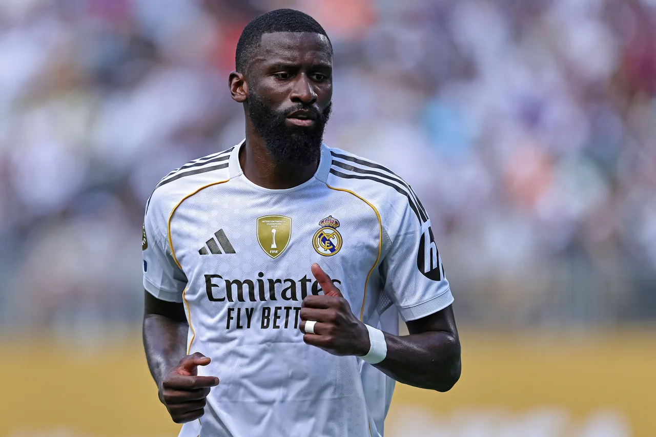 Phóng viên: Đã thống nhất Rudiger sẽ gia hạn hợp đồng với Real Madrid tới 2027