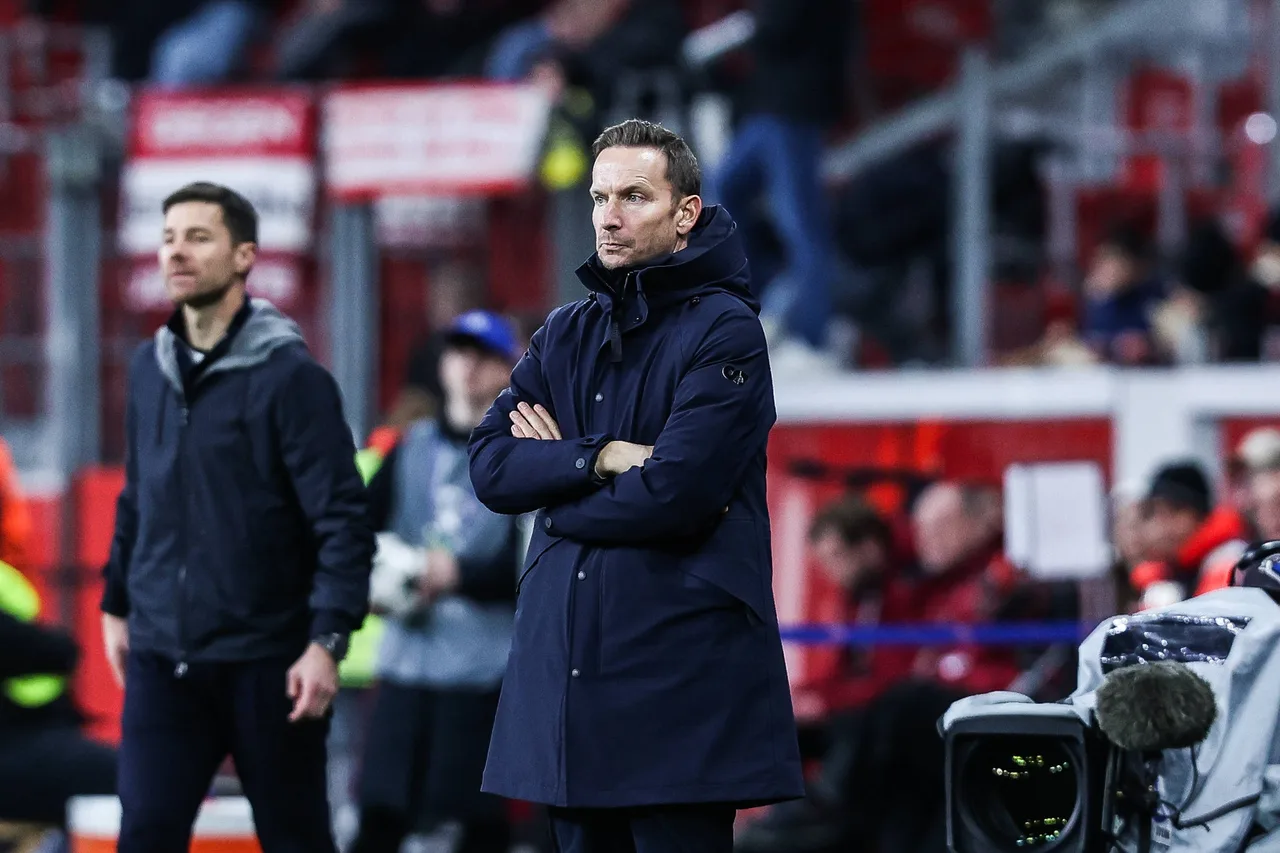Quan chức Manchester City: Lijnders và 5 thành viên khác trong ban huấn luyện đã chính thức rời đội. Tôi chúc họ mọi điều tốt đẹp nhất trong tương lai