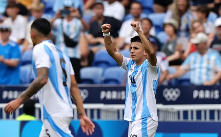 Almada: Tôi rất lạc quan về việc được chọn vào đội tuyển World Cup và sẽ cố gắng hết sức để bảo vệ danh dự của đất nước