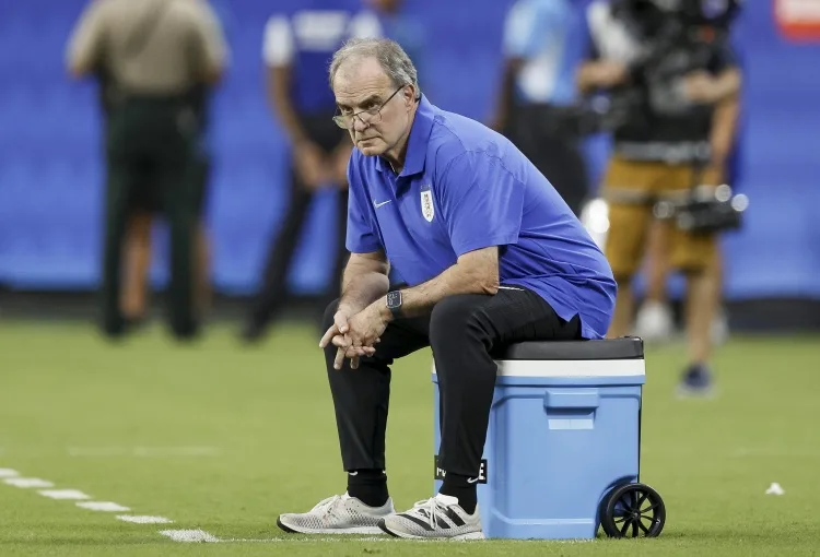 Liệu đội hình dự World Cup có được công bố vào thời điểm đó không? Chính thức: HLV Bielsa của Uruguay sẽ họp báo vào ngày 1/6