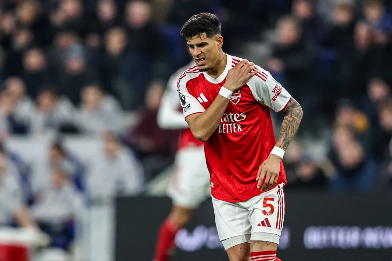 Bài viết: Barcelona muốn chiêu mộ hậu vệ cánh Incapier của Arsenal nhưng biết thương vụ sẽ khó khăn