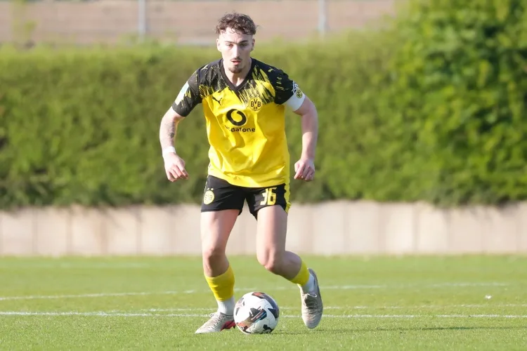 De Sky: Đội trưởng Retz của đội thứ hai Borussia Dortmund chuyển đến Bundesliga 2 Magdeburg với phí chuyển nhượng 400. 000 euro