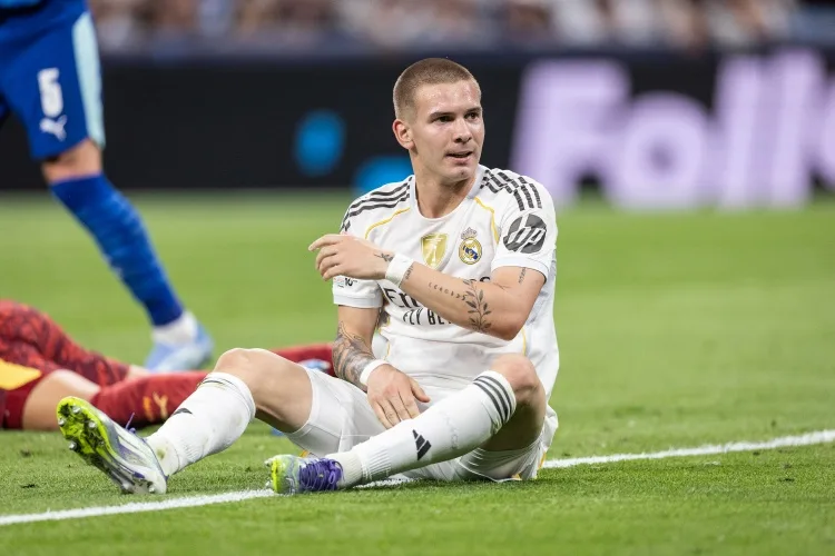 AS: Khả năng tham dự World Cup của Mastantono là đáng nghi ngờ. Nếu anh ấy không được chọn thì đó là vì lý do kỹ thuật chứ không phải vì lý do thể chất.