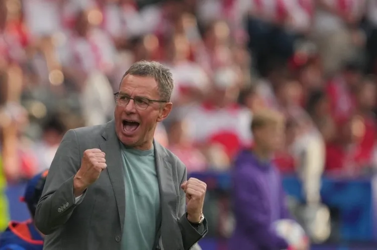MIDI: Rangnick không phủ nhận việc gặp Milan, cũng không loại trừ khả năng hợp tác giữa hai bên
