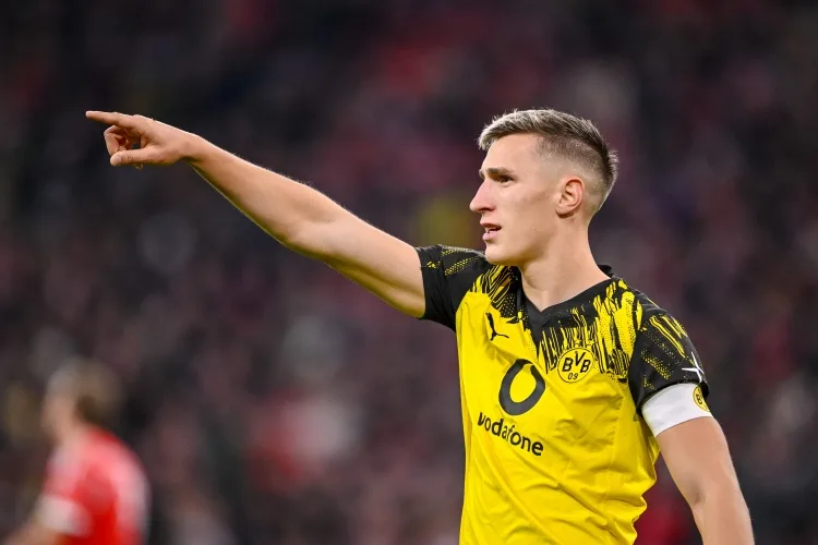 Schlotterbeck tránh nói về điều khoản chấm dứt hợp đồng: Tôi sẽ không dùng World Cup làm nơi giới thiệu bản thân