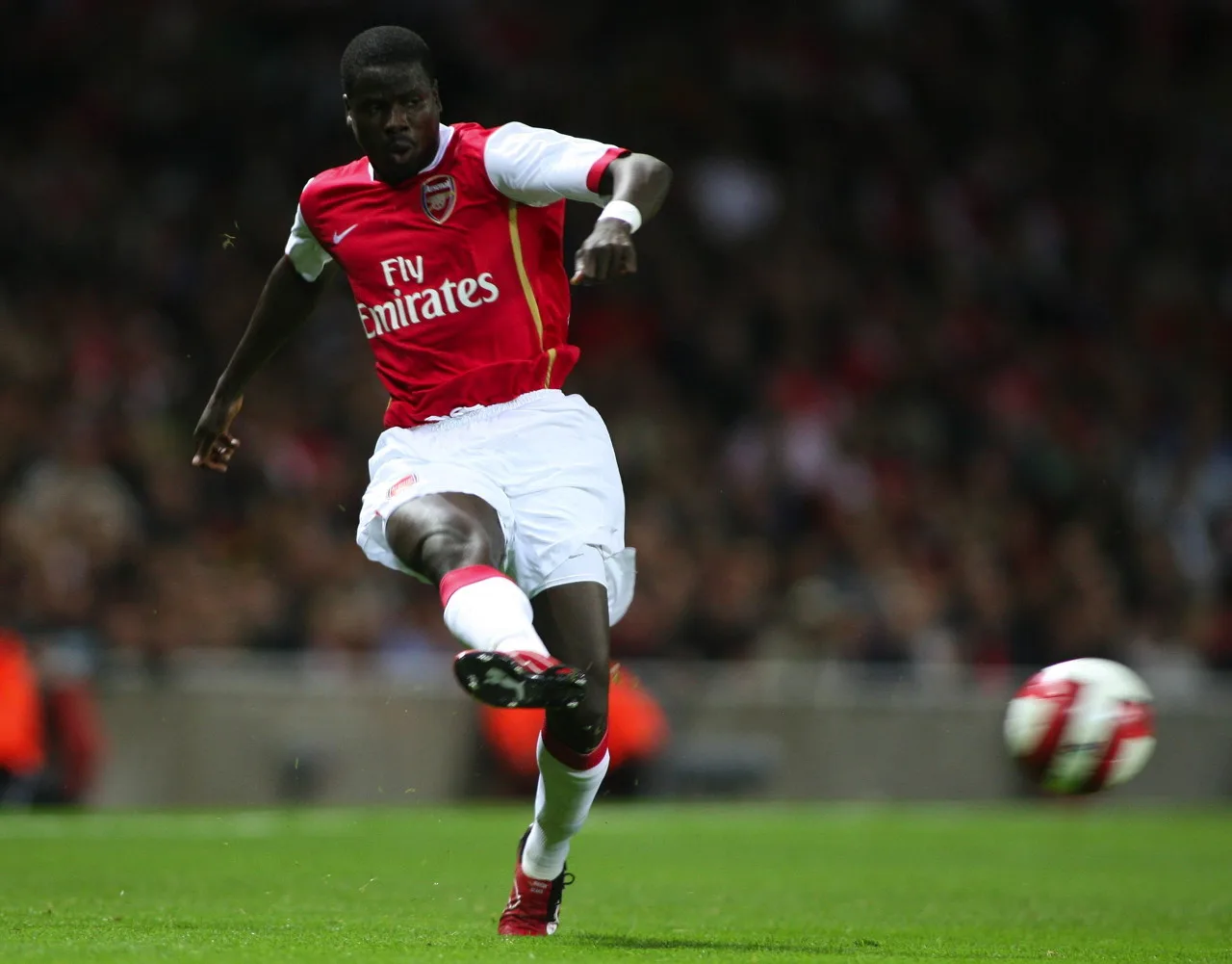 Eboue: Tôi sẽ rất vui nếu K77 tới Arsenal, Arsenal cần vô địch Champions League trước