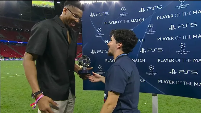 Antetokounmpo: Trò chơi này thật thú vị! Đây là lần đầu tiên tôi xem trực tiếp trận chung kết Champions League