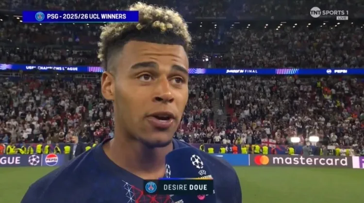 Douai: Chúng ta phải chúc mừng Arsenal vì màn trình diễn xuất sắc của họ. Hãy tận hưởng nó và tấn công lại vào mùa giải tới.