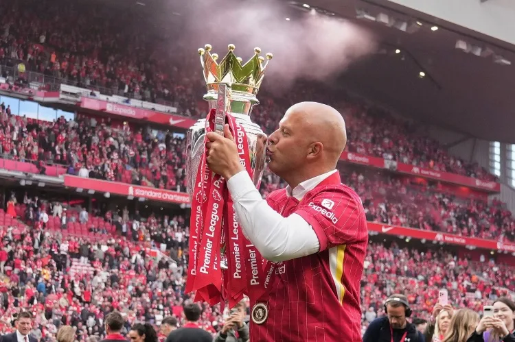 Slott viết thư ngỏ chia tay Liverpool: Sự gắn kết giữa chúng ta vượt xa bóng đá, cảm ơn tất cả các bạn!