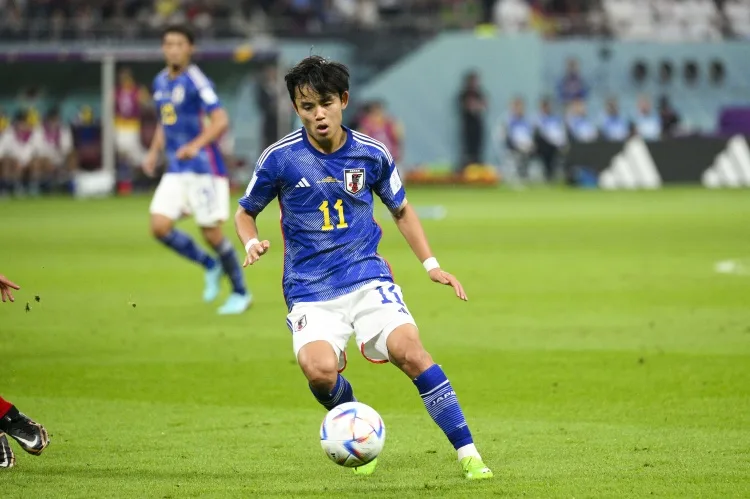 Kubo Takehide: Chiếc áo thi đấu 8 phù hợp hơn tưởng tượng. World Cup lần này có nhiều thời gian hơn để chuẩn bị.