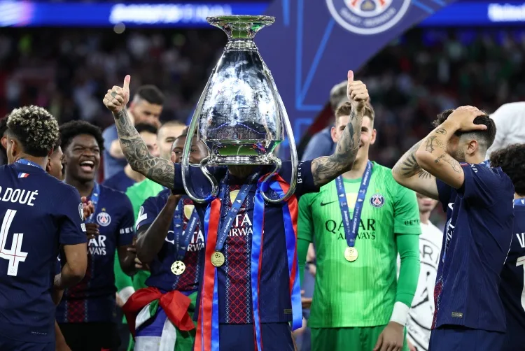 Bài viết: Adidas là nhà tài trợ chính thức của Champions League, Nike không thể lợi dụng điều này để cổ vũ cho chiến thắng của Paris