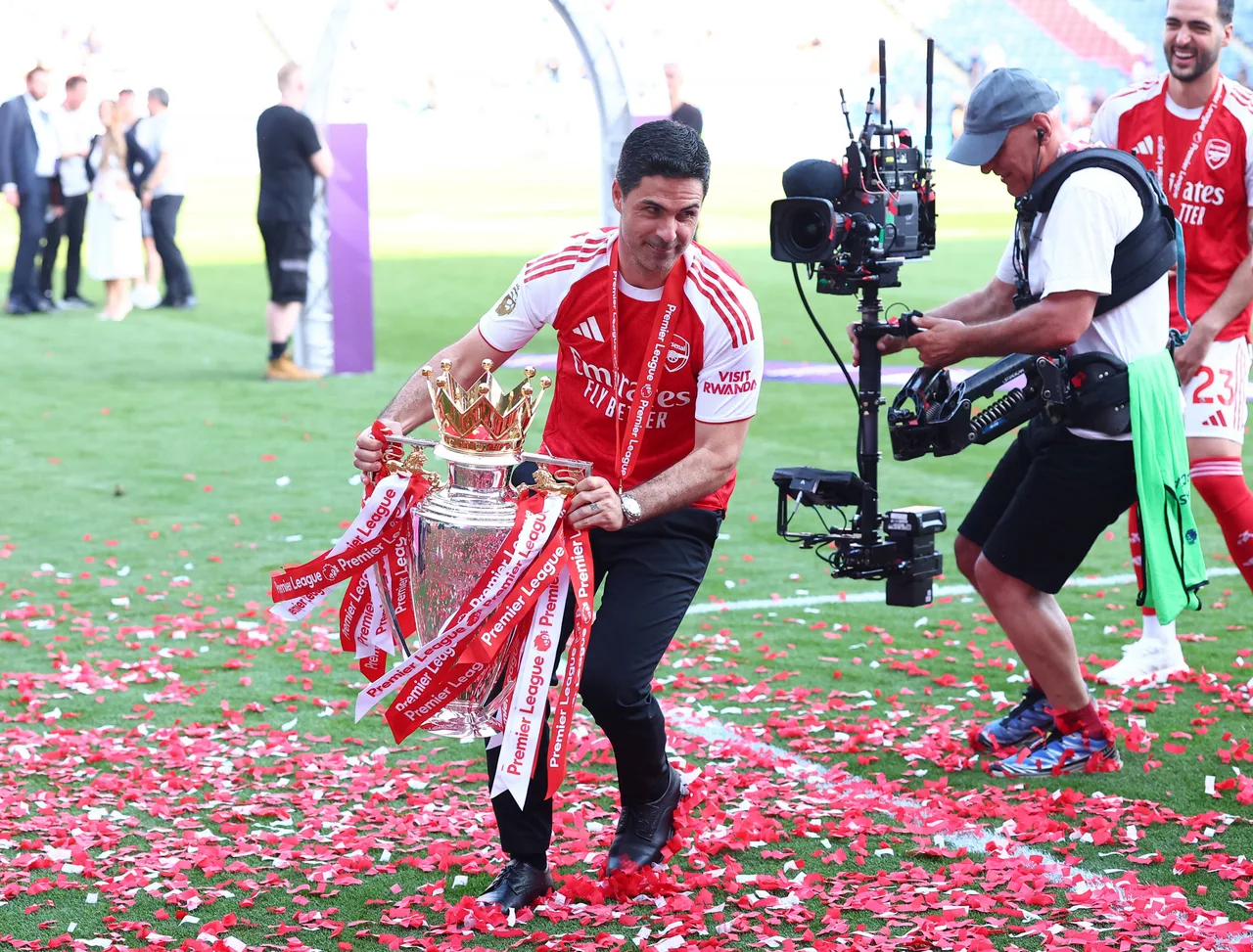 BBC: Arteta gia hạn hợp đồng ít nhất vài năm với 3, lương tăng đáng kể, trở thành huấn luyện viên được trả lương cao nhất nước Anh