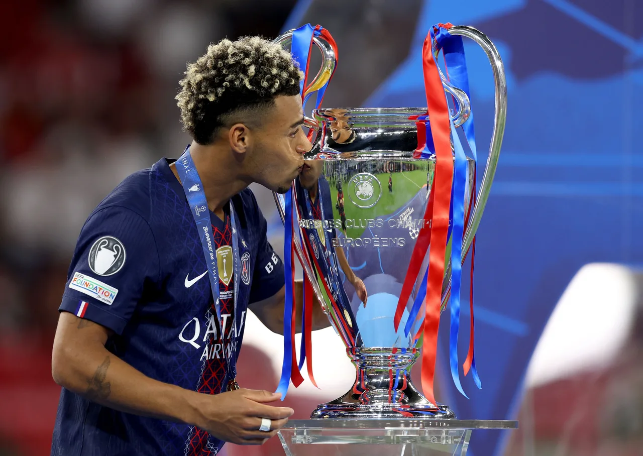 Phóng viên: Hai chức vô địch liên tiếp của Paris không liên quan gì đến trình độ của Ligue 1. Thực tế, Ligue 1 không bằng 4 giải đấu lớn còn lại.