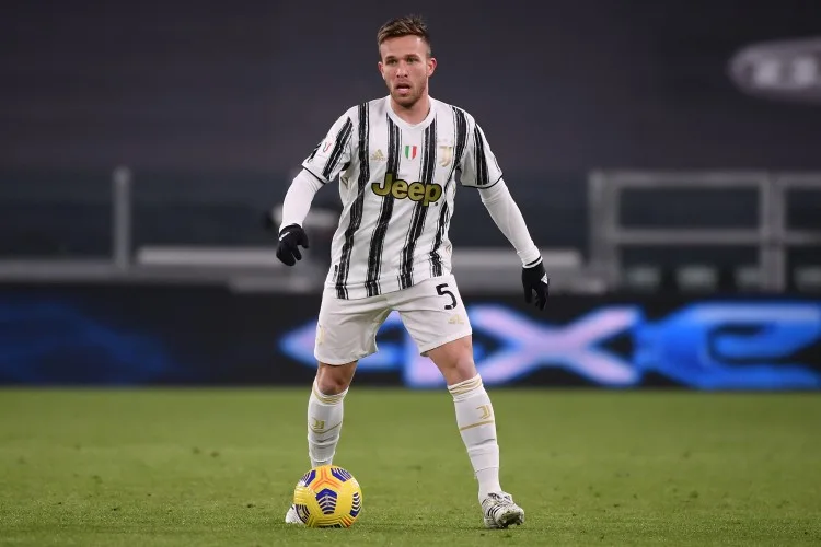 Schira: Gremio muốn giữ Arthur và sẵn sàng gửi lời đề nghị đầu tiên tới Juventus