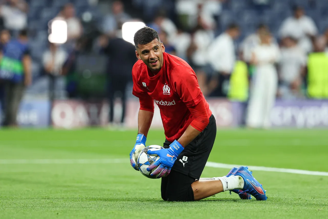 TYC Sports: Rulli tạm vượt Musso trong cuộc đua suất thủ môn số hai của Argentina