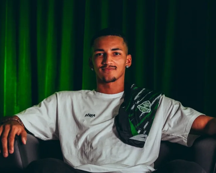 Phóng viên: Các đội Ngoại hạng Anh đang chú ý tới Rodriguez, người gia nhập Elche từ Real Madrid mùa hè năm ngoái
