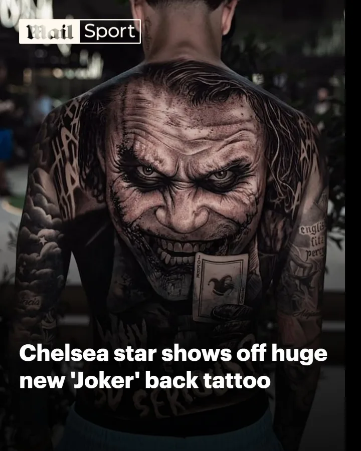 Tại sao lại nghiêm trọng như vậy? Garnacho có một hình xăm mới: Phiên bản Joker của Heath Ledger che phủ toàn bộ lưng anh ấy