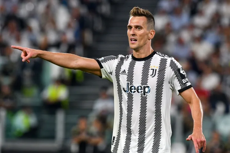 Milik: Nhận mức lương cao nhất sự nghiệp ở Juventus trong thời gian chấn thương nhưng chưa bao giờ bất hạnh đến thế