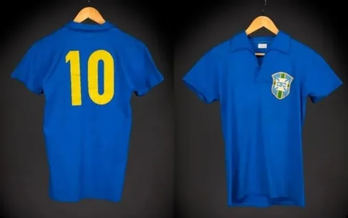 The Sun: Chiếc áo Pele mặc ở chung kết World Cup 1958 dự kiến ​​được bán với giá 450 bảng