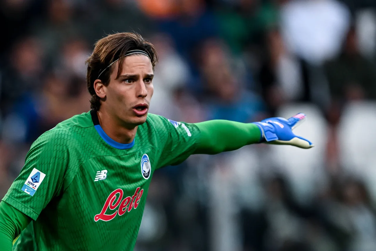 Taconi: Sẽ tốt hơn nếu Juventus chọn một người Ý khi mua thủ môn. Món tôi thích nhất là Carnesechi