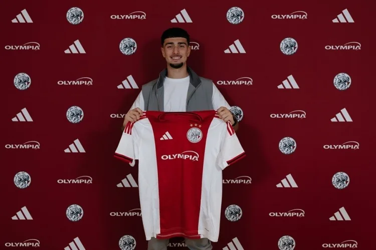 Chính thức: Ajax ký hợp đồng chuyên nghiệp đầu tiên với hậu vệ 16 tuổi Ishek đến năm 2029