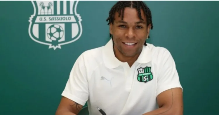 Schira: Besiktas quan tâm Laurienté, HLV Italiano đặc biệt đánh giá cao cầu thủ chạy cánh của Sassuolo