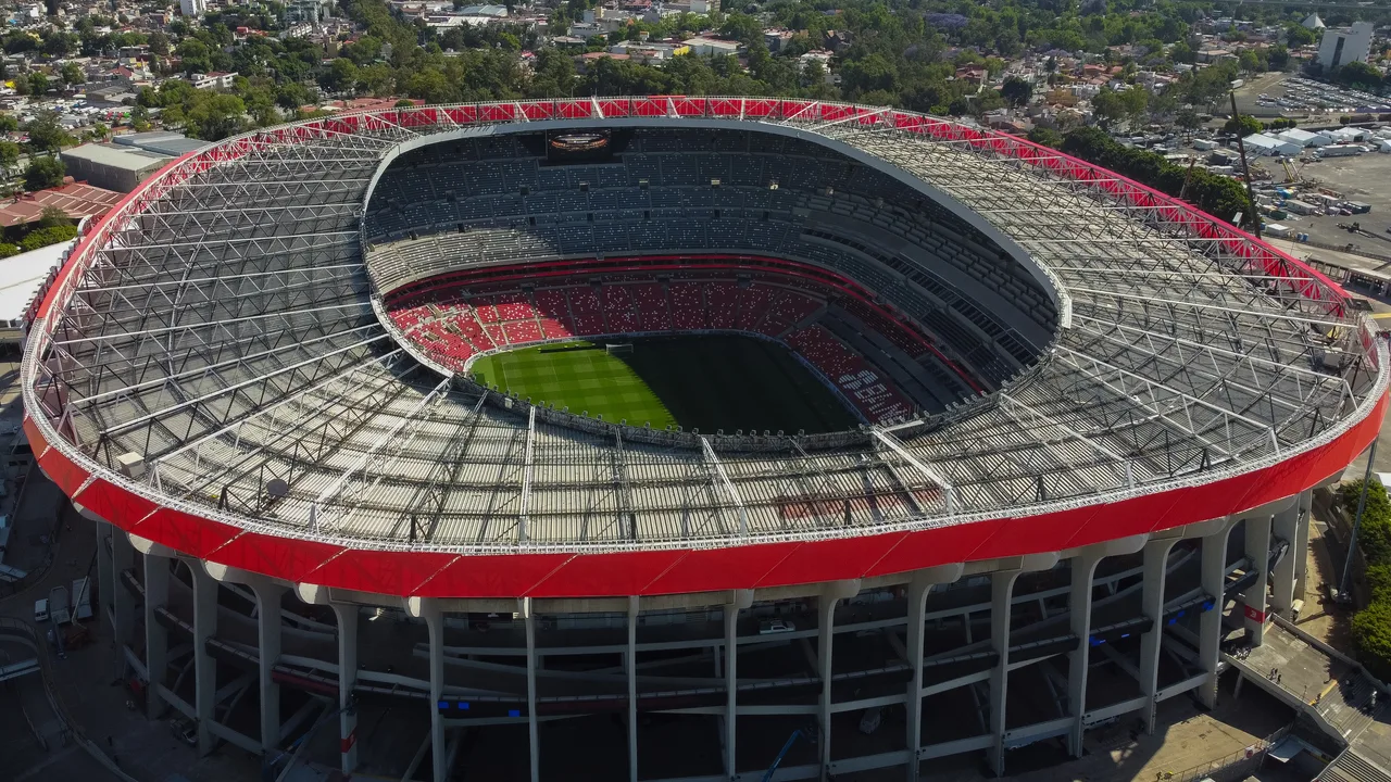 Mọi người: Việc chuẩn bị cho World Cup ở Mexico là một thảm họa, và nhiều dự án vẫn đang được hoàn thiện trước khi khai mạc.