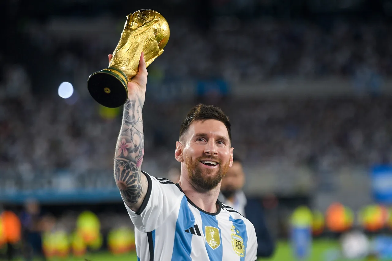 East Sports: Messi, Ronaldo, Neymar và các "thần thánh" khác có thể sẽ có màn chia tay thật sự