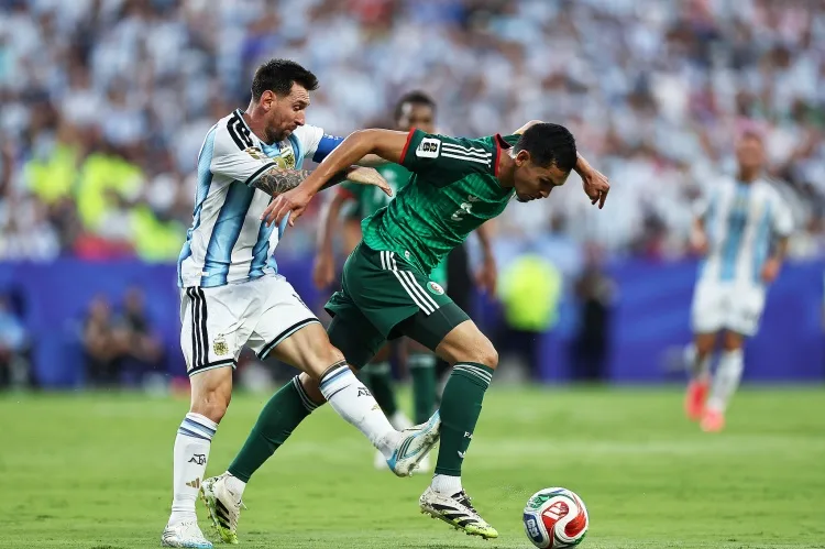 Henry: Hành động của Messi không cố ý làm tổn thương đối thủ, không phải pha va chạm nào cũng sẽ nhận thẻ đỏ