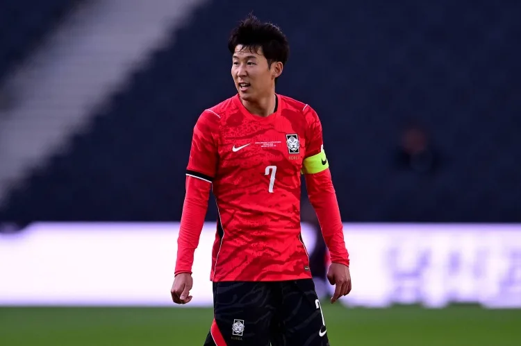 Hàn Quốc bị chất vấn cách dùng Son Heung-min sau thất bại trước Mexico
