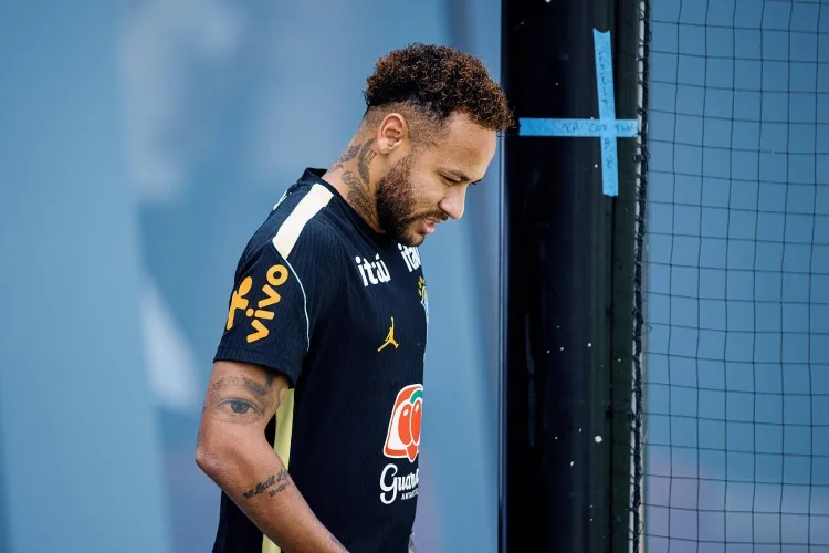 ESPN: Neymar đang nỗ lực lấy lại phong độ và dự kiến sẽ có thời gian thi đấu trận gặp Scotland