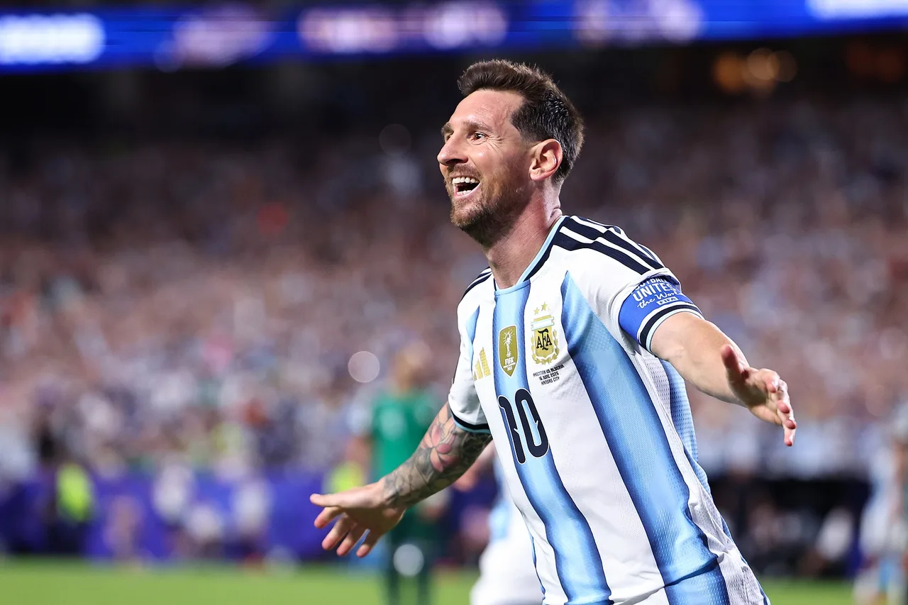 Messi cho thấy anh vẫn là điểm tựa lớn nhất của Argentina tại World Cup