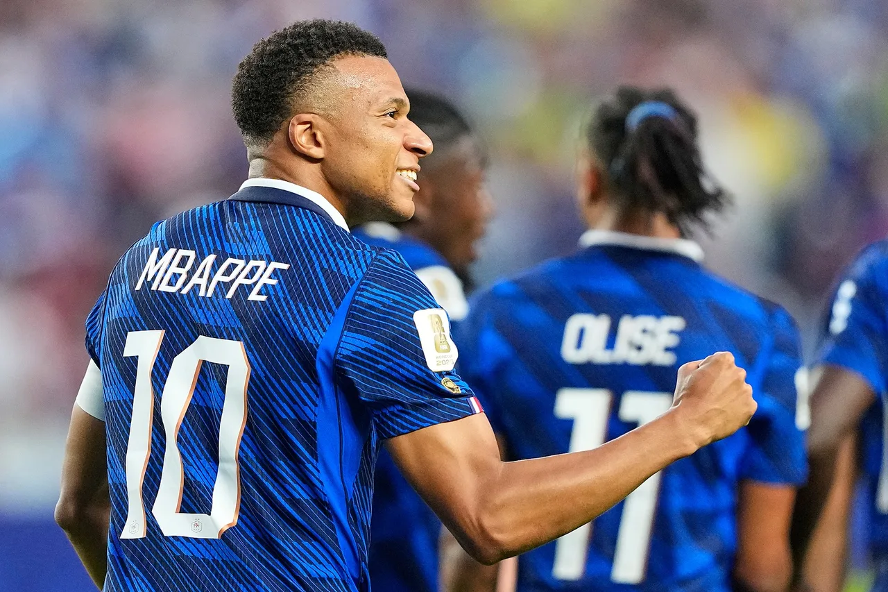 Mbappe và Messi lại cùng bùng nổ, tái hiện kịch bản rực sáng từ lượt mở màn
